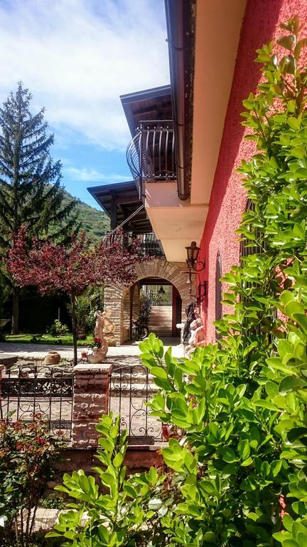 B&B Villa Damiani บรินดิซิดิมอนตาญา ภายนอก รูปภาพ